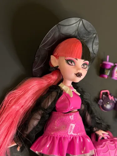 MONSTER HIGH G3 CORE REFRESH DRACULAURA