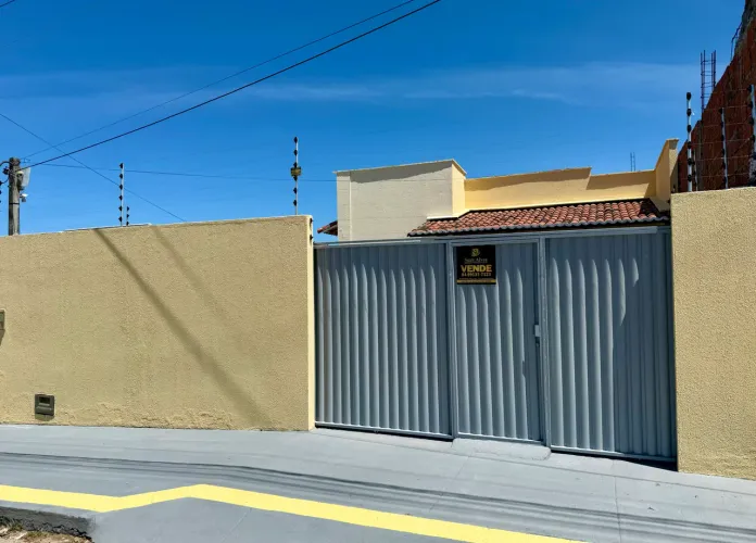 Casa para Venda - Oportunidade IMPERDÍVEL no Santos Dumundo