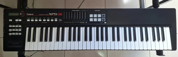 Teclado profissional Roland XPS 10 em perfeito estado