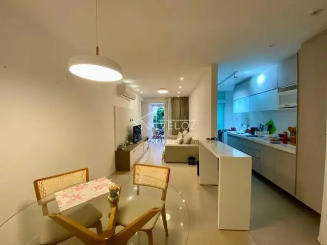 Apartamento : / Residencial / Botafogo