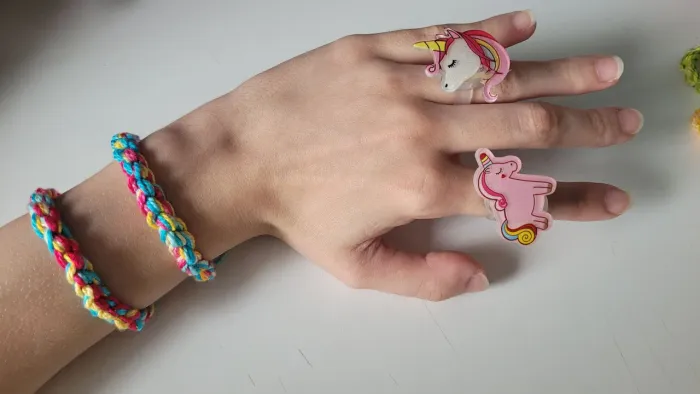 Kit unicórnio: dois anéis e duas pulseiras