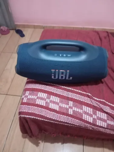 Caixa JBL Boombox 4