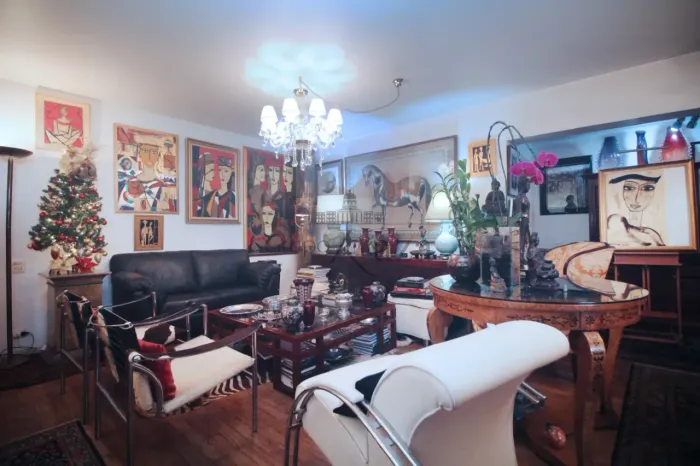 Apartamento - Jardim América - 3 Dormitórios - 137m².