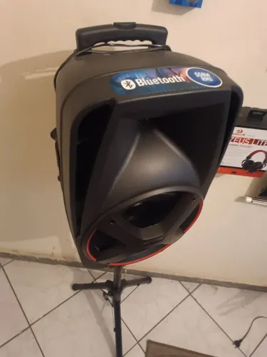 Caixa de som mondial 550w