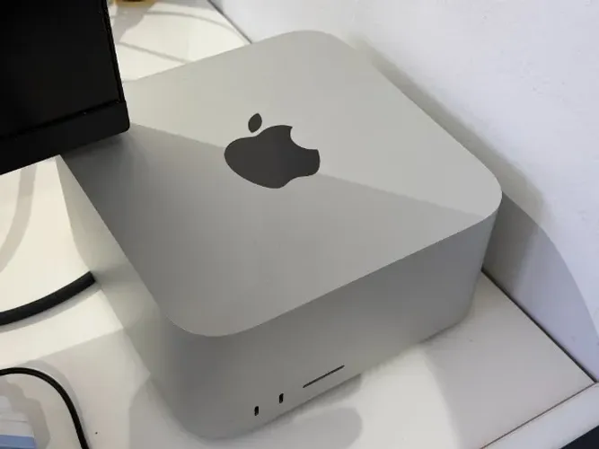 Mac Studio M1 Max - 32GB RAM - 512GB SSD