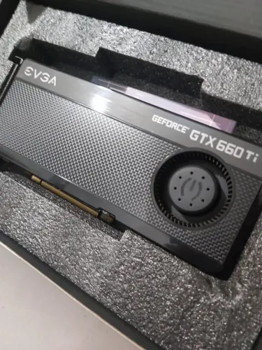 Placa de Vídeo NVIDIA GeForce GTX 660 Ti - 2GB