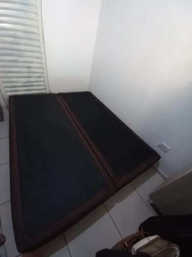 Base Cama Box Queen Umaflex usada - para retirar no local, não entregamos