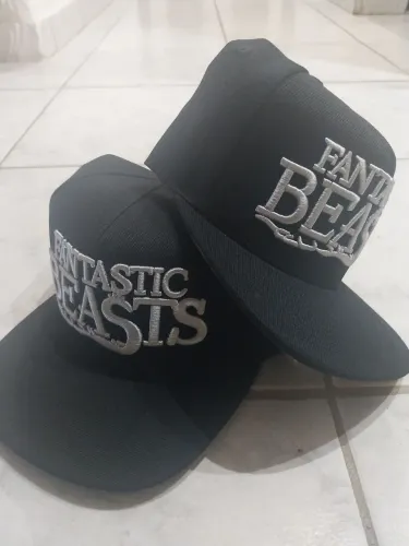 Boné Animais Fantásticos (Harry Potter)