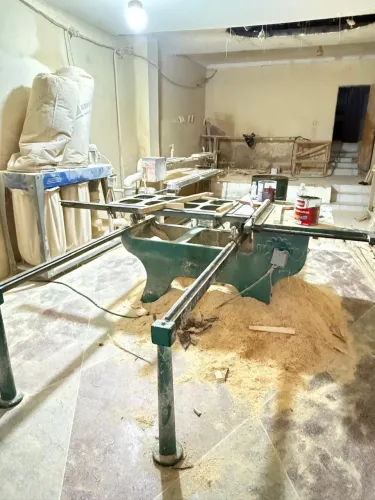 Esquadrejadeira  em victa