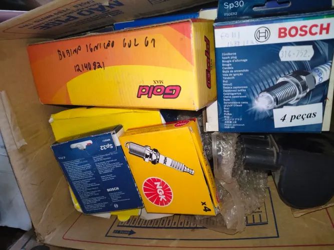 Lote de peças automotiva 