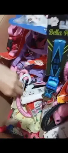 Itens de pet shop roupas e acessórios 200,00 ? painel canelado  para loja 150 ?