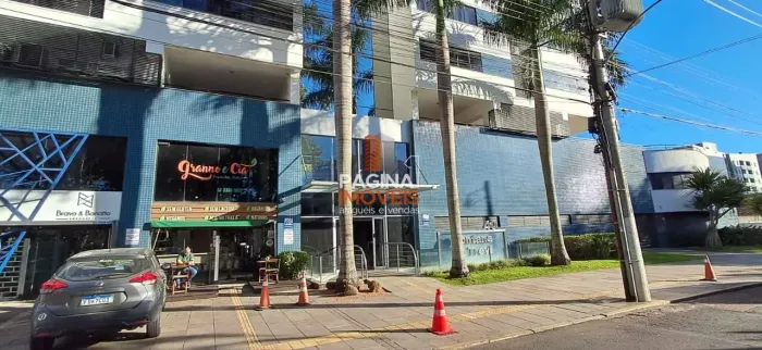 Página 1 Imóveis anuncia sala comercial com lavabo no condomínio "Centro Empresarial Fonta
