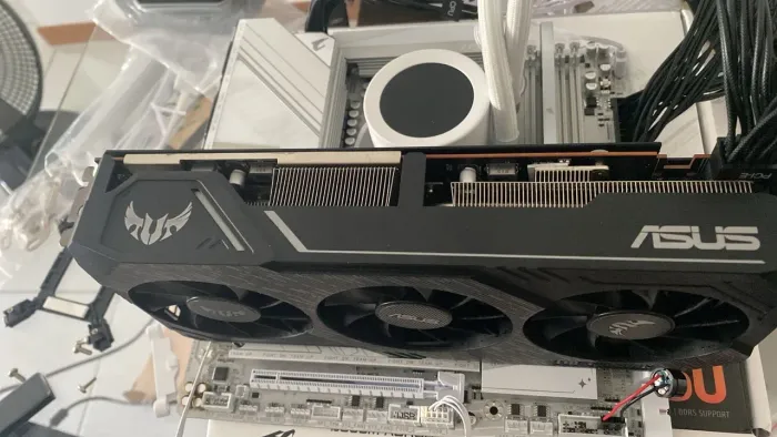 Placa de Vídeo ASUS TUF RX 5600 XT 6GB - Oportunidade