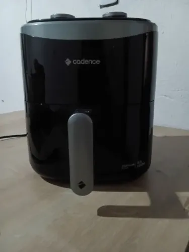 Fritadeira Sem Óleo 4,2L Cadence Delicook Fryer - nova