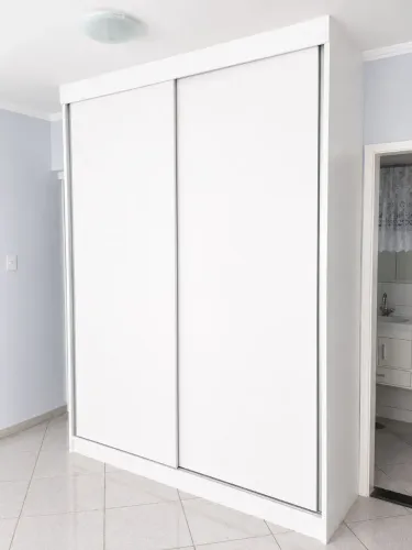 Guarda Roupas Embutido Planejado MDF 2mx2,50m