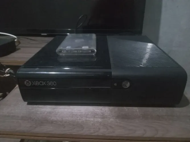 Xbox 360 super slim