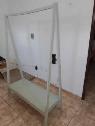 Vendo arara para roupas 150,00