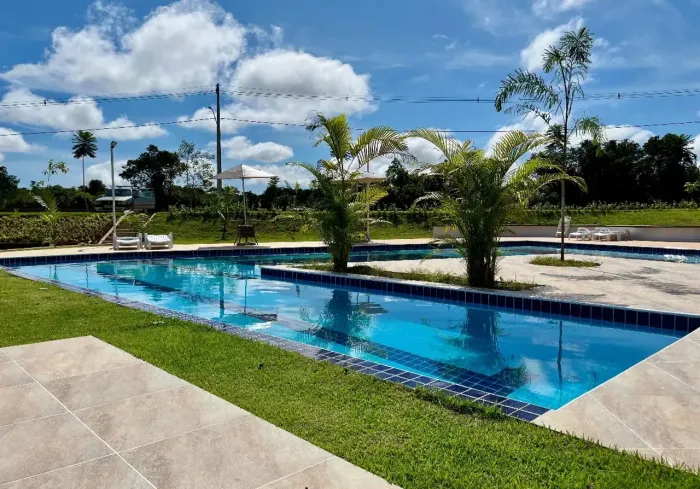 Condomínio Jardins Lote A vista R$67 Mil ESQUINA na rua da Portaria
