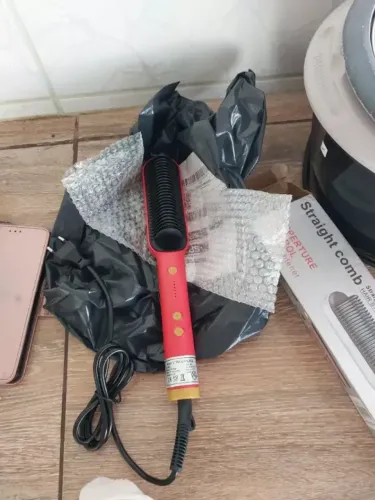 Escova Alisadora Turbo 3 em 1 - Praticidade e Brilho