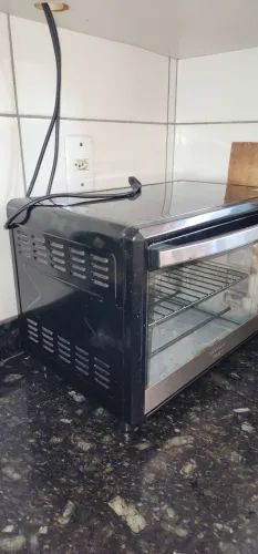 Forno Elétrico de Bancada Mondial com Timer 42L - Preto Family II FR-42<br>Cor Preto e Inox