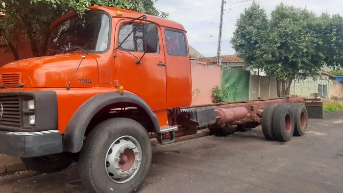 Vendo Mercedes - benz 1978 1519