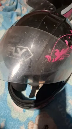 Capacete em boas condições