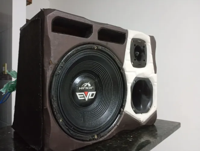 Caixa de som automotivo! Pra vender ligeiro