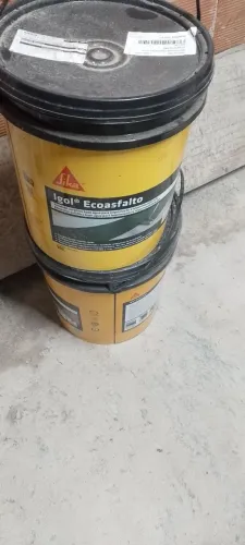 2 baldes de impermeabilizante
