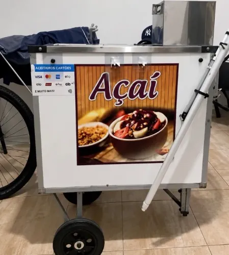 Carrinho de açaí 