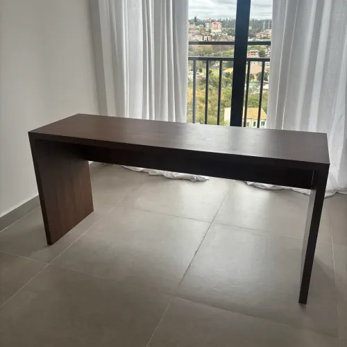 Escrivaninha / mesa de escritório