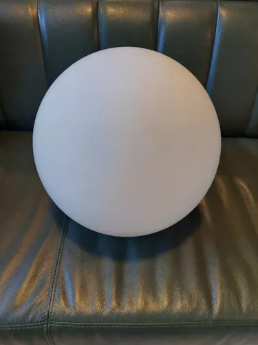 Luminária pendente esfera/globo branca de vidro 35 cm 