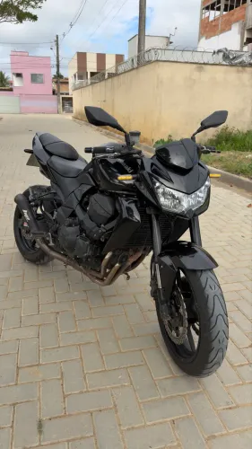 VENDO KAWASAKI Z750