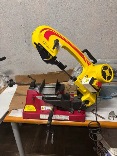 Serra de Fita Horizontal de Bancada Starrett S1101 (220V) - Excelente Estado
