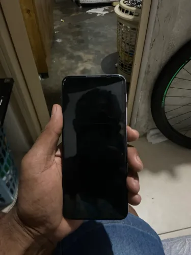 Motorola G30