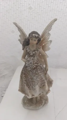 Estátua de fada fairycore