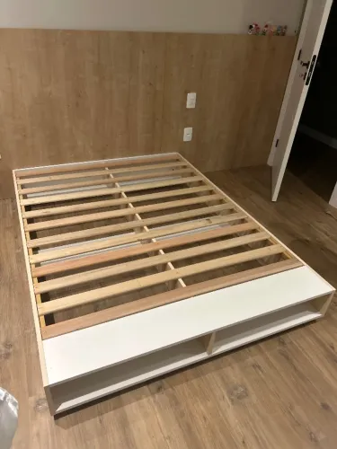 Cama casal com colchão