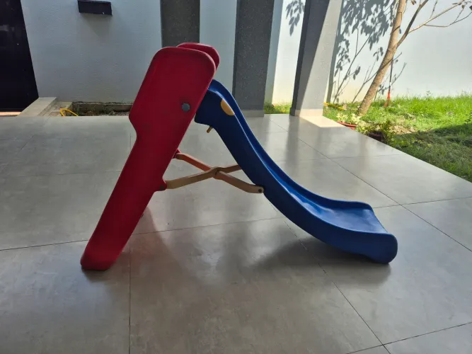 Escorregador Infantil Bandeirantes