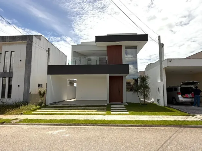 Casa Duplex no Condomínio Ecoville 2