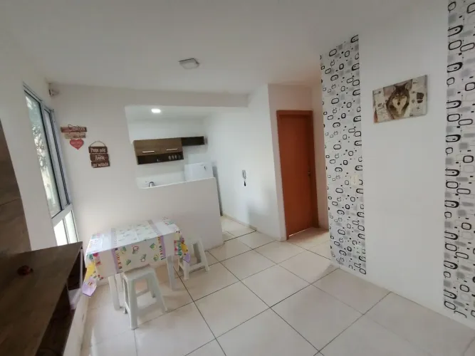 Alugo apartamento.semi mobiliado boa localização