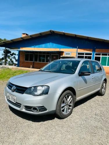 Volkswagen Golf Sportline 1.6 MI Total Flex 8V 4P 2013