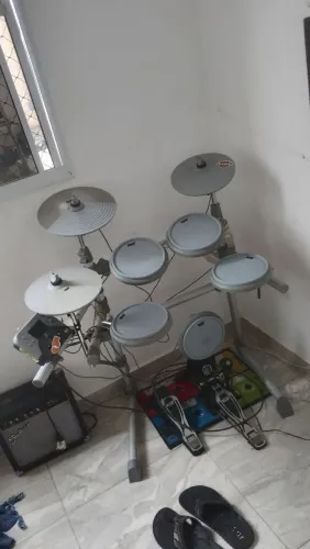 Bateria eletrônica Kat Percussion KT 1
