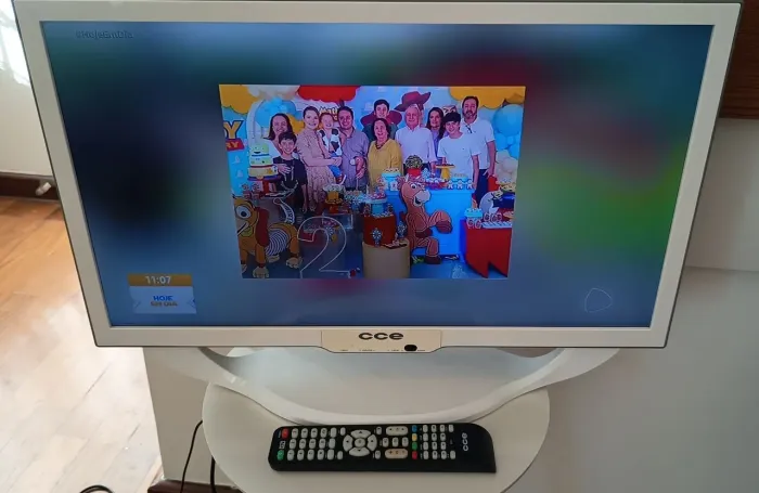 TV LED 24"