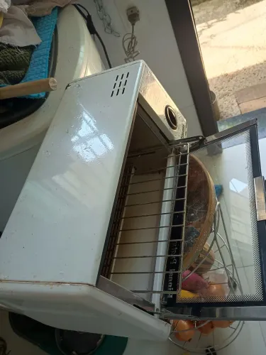 Forno elétrico pequeno