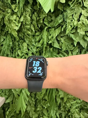 Apple Watch Series 6 40mm Space Gray - Impecável, com caixa + acessórios