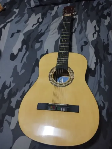 Vendo violão alpes