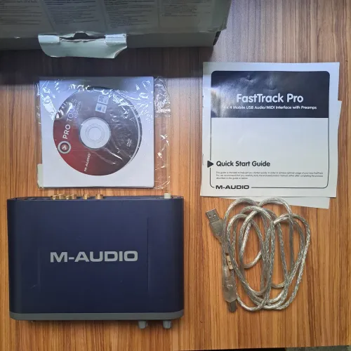 Interface de Audio M-Audio Fast Track Pro