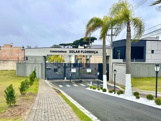 Terreno com197m² no Umbara - Condomínio Fechado