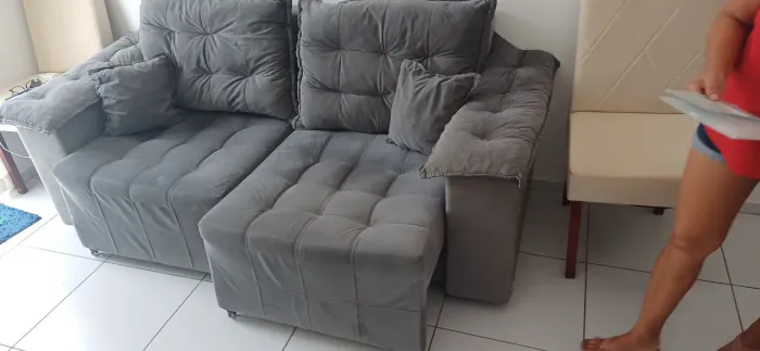 Sofa retratil de 2 lugares. 