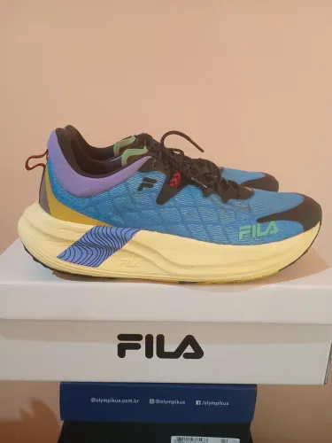 FILA SKYTRAIL NÚMERO 42 Lançamento