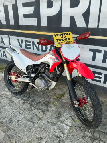 XR 200 preparada 